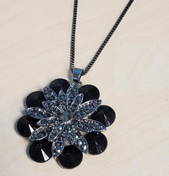 N1325 Gun Metal Black Gemstone & Rhinestone Flower Necklace with FREE Earrings