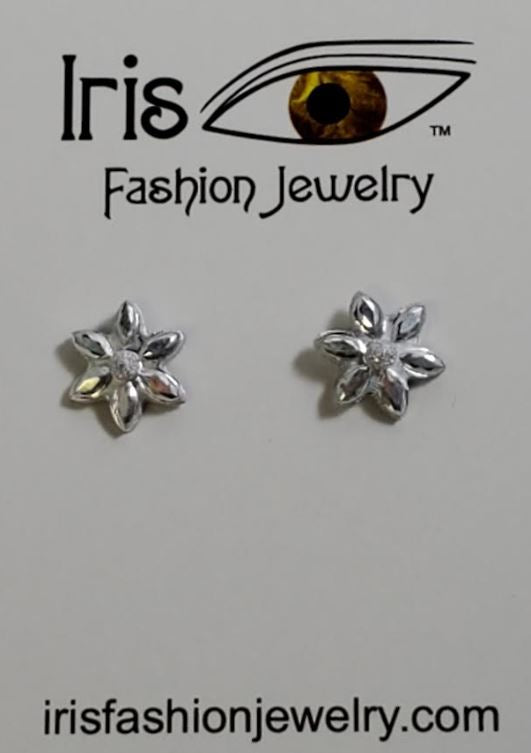 AZ495 Silver Flower Earrings