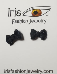 +FS622 Black Textured Bow Earrings
