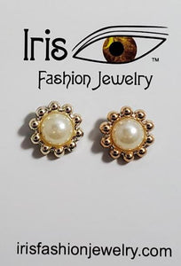 E1608 Rose Gold Pearl Earrings