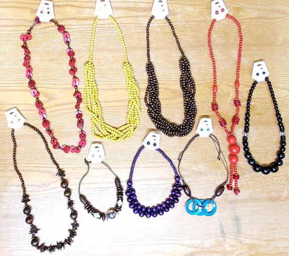 BD40 Wooden Necklace Assortment of 9